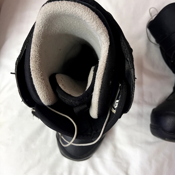 Burton Snowboard Boots Size 7 - Picture 13 of 16